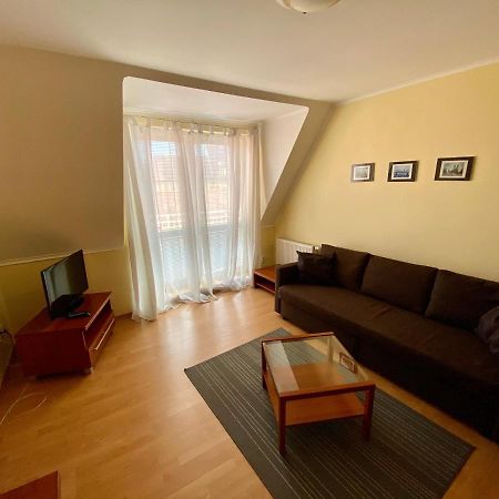 Penzion Le Monde Hotel Бардеев Екстериор снимка
